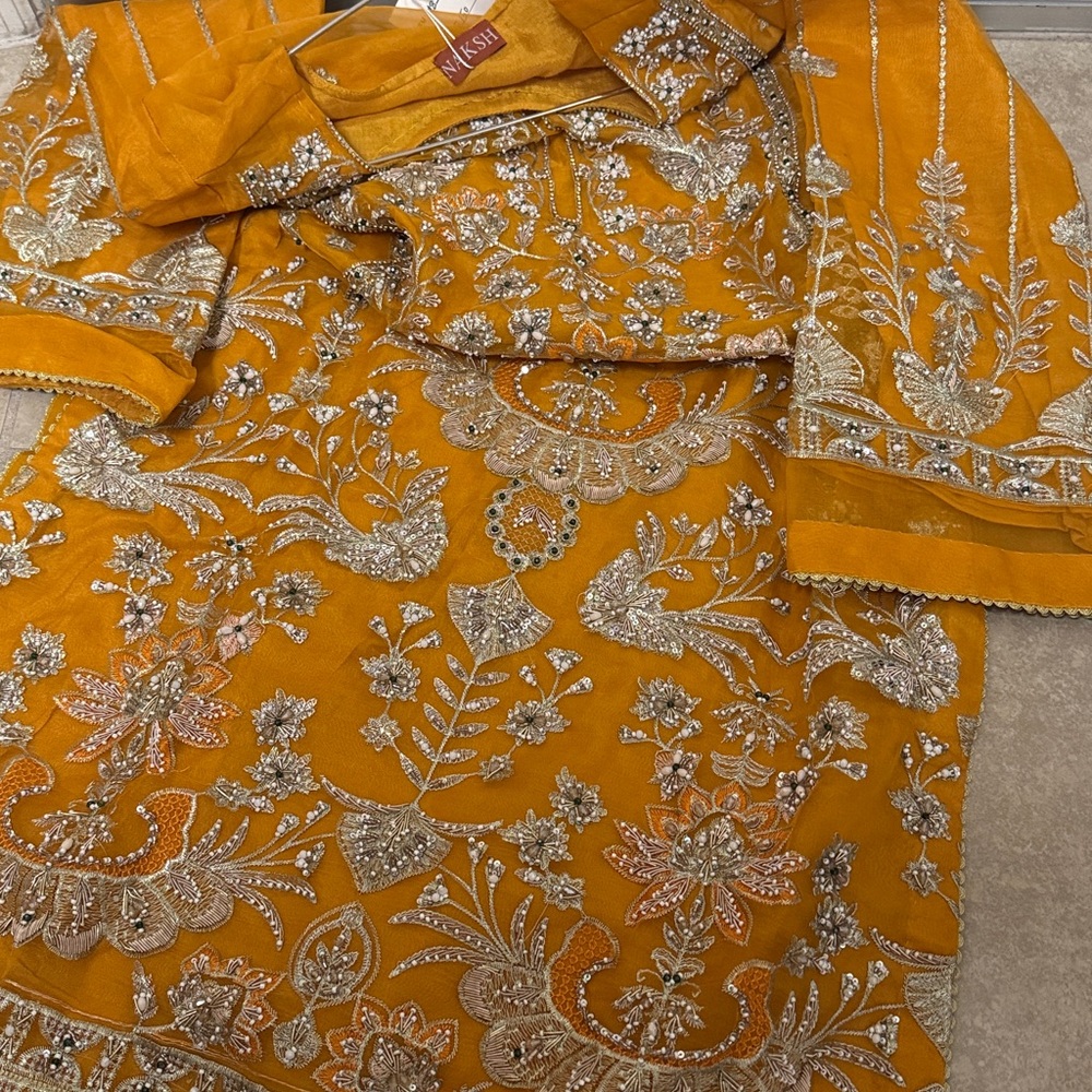 NWT Dress For Haldi yellow Indian Pakistani Event Wear Wedding Dress #829 - Picture 9 of 12